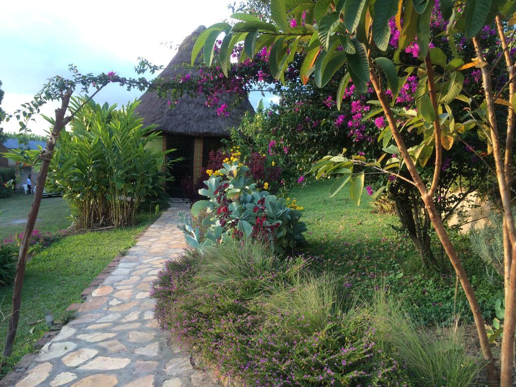 Nyore Hillside Retreat Hotel Mbarara Exterior photo